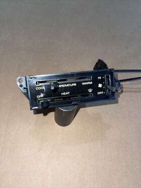 3847013 Dodge D150 D250 D350 Ramcharger Temp Climate Control Heat Vent 81-93 Oem