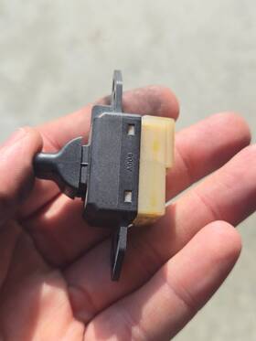 4685727aa Dodge 2005 Grand Caravan Door Lock Switch