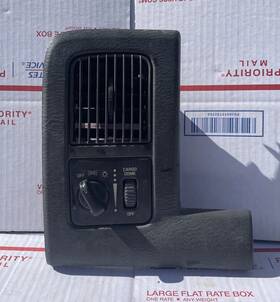 5gy91trmaa Dodge 2002-2005 Ram 3rd Gen Headlight Switch With Bezel Trim Vent Dark Gray