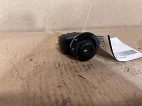 641-00136l Dodge Driver Front Door Switch Classic Style Drivers Fits 11-17 Compass 592697