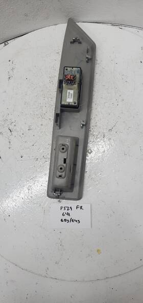641.ch2k08 Dodge 2008 Avenger Front Passenger Side Door Lock And Window Switch