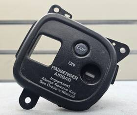 56045175aa Dodge Mopar 98-01 Ram Truck Right Passenger Arbag Fog Light Lamp Switch Assembly