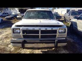 641.ch8792 Dodge Truck Tdod350 1992 Front Door Switch 1018805