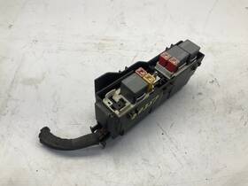 646.ch8m17 Dodge Truck 16-19 Ram 1500 Fuse Relay Module Box T