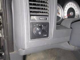 659.ch8b07 Dodge Truck Dakota 2007 Dash/interior/seat Switch 1703369