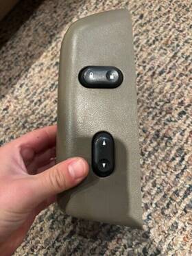 0a2277-l470a Ford 02-05 Explorer Passenger Rh Side Front Door Window Switch Power Control