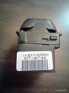 3w7t-14017-aaw Ford 03-08 Crown Victoria Driver Lf Door Lock Switch