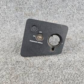 4g7v-14b268 Ford 1999-2010 F-250 F-350 Super Duty Dash Air Passenger Bag Switch Light Oem