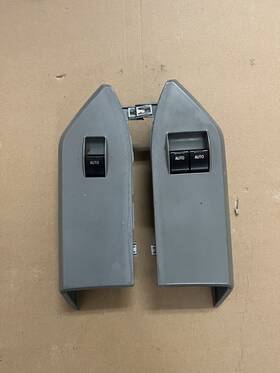 4r33-1463b Ford 4r33-1464b/4r33-1463b 05-09 Mustang S197 Coupe Window Switched Driver/passenger Grey Oem Used