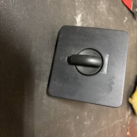 5c34-26047a04 Ford 05-07 Super Duty Dash Power Point Outlet