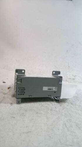 Am-fm-cd-mp3 Ford 638-15520 Audio Equipment Radio Receiver Single Disc Fits 20 Mustang 465409