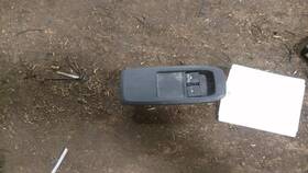 641-10309l Ford Oem Front Door Power Window Switch For Ranger 4dr Master Tested Gd Left