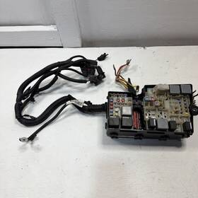 Av6t-14067-ad Ford 2014-2018 Transit Connect 2.5l Fusebox Fuse Box Relay Module Oem