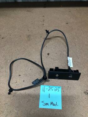 Dl3t-14d202-fa Ford 2013 2014 F150 Sync Cable Cord Connector Oem Usb Line In
