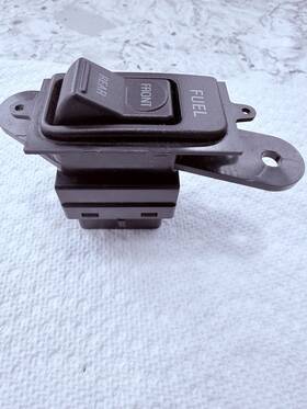 F2tz-9a050-b Ford For 1992-1997 F250 F350 Diesel Engine Fuel Tank Selector Switch F2tz9a050b