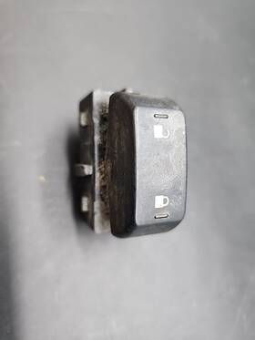 641.fd8e15 Ford Truck Front Door Window Switch Fits 15 16 17 Expedition X39-53