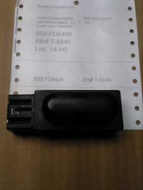 659.fd8406 Ford Truck Power Seat Switch Fits 06 Explorer 342621