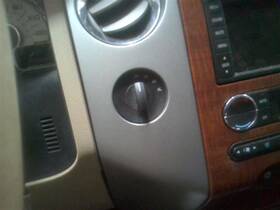 659.fd8e07 Ford Truck Dash Mounted 4x4 Switch Expediton 2007 Dash/interior/seat 161