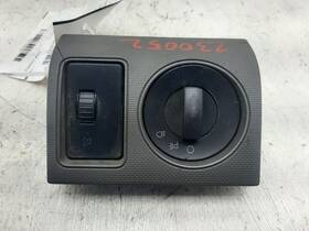 659.fd8m10 Ford Truck 2010 F250sd Headlamp Switch Oem Unit Dash Mounted