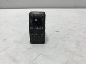 Freightliner 7805-3406 Columbia 120 Cruise On/off Dash/console Switch - Used 78053406
