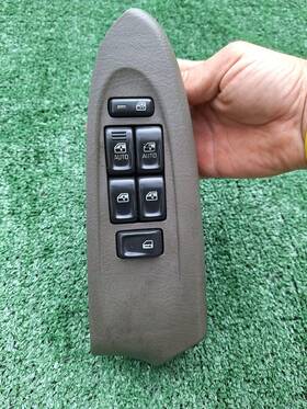 15180042 General Motors 02 - 05 Chevrolet Trailblazer Master Power Window Switch Left Lh Oem 2002 2005