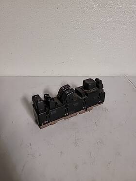 G0125222 General Motors 15181222 Chevy Silverado Master Power Window Switch 03-06
