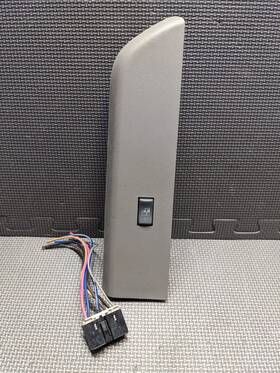 15678660 General Motors 1992-1994 Chevy Suburban Yukon Blazer Right Passenger Side Gray Window Switch Oe 15678660 General Motors 1992-1994 Chevy Suburban Yukon Blazer Right Passenger Side Gray Window Switch Oe