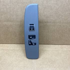15857202 General Motors 2002-2005 Envoy Rainier Right Passenger Window Lock Heated Seat Switch