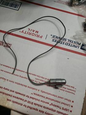 2706226 General Motors Gm Clip On Metal Housing Ash Tray Light Medium Hole W Wire Harness Oem 1970s