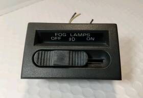 15638278 Gm 90-95 Chevrolet Astro And Gmc Safari Oem Fog Lamp Switch