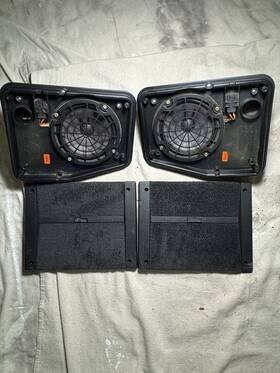 16174471 Gm 90-96 Corvette C4 Convertible Bose Rear Speakers Speaker Set Lh Rh And Covers