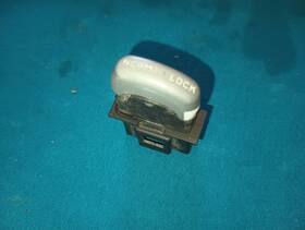 15686634 Gm Oem 95-05 Chevrolet Jimmy Blazer S10 Window Lockout Switch Trailblazer
