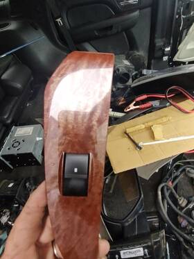15128410 Gmc 2007-2010-2013 Yukon Tahoe Suburban Rear Left Window Control Switch 4758 5a
