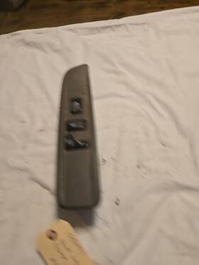 15180097 Gmc 2002-2005 Envoy Passenger Window Switch With Heated Seat Gm Oem