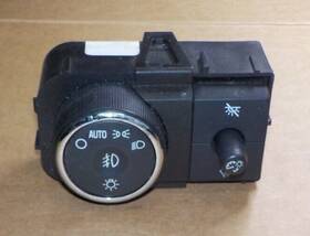 15251883 Gmc 2008 Acadia Head Light / Fog Switch - Black
