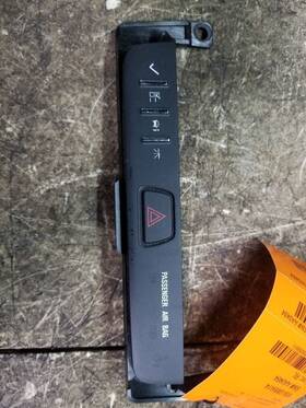 659.gm9a14 Gmc Truck 13-17 Acadia Enclave Traverse Center Hazard Warning Switch Selector 23103522