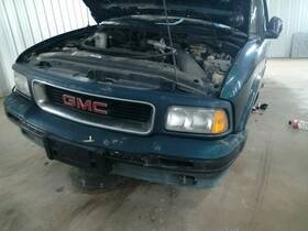 663.gm9396 Gmc Truck Jimmys15 1996 Fuse Box Cabin 104920265