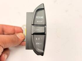 Honda 2hges16575h533797 2001-2005 Civic Steering Wheel Cruise Control Switch Oem