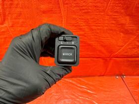 35190-s7a-j01zb Honda 02-05 Civic Si Ep3 Hatchback - Power Mirror Switch Button Oem #187