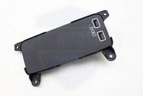 39590tg7a71 Honda Pilot 19 20 21 22 Rear Center Console Auxiliary Jack Usb Media Port Oem