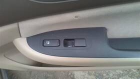 641.ho1m04 Honda Accord 2004 Front Door Switch 25861153