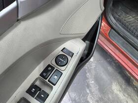 641-10139l Hyundai Driver Front Door Switch Drivers Sedan Mirror Fits 17-20 Elantra 710212