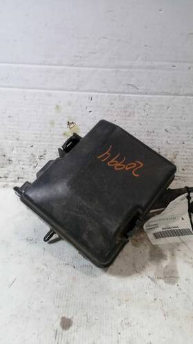 646-11635 Hyundai Fuse Box Engine Compartment Canada Market Fits 16-17 Sonata 525572
