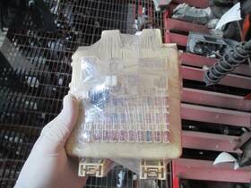 663.hy1r02 Hyundai 02 Elantra Fuse Box
