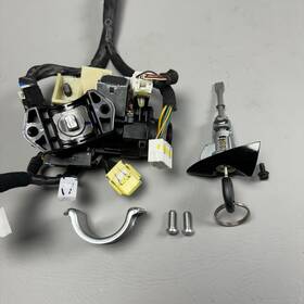 81910-3x130 Hyundai 2011-2015 Elantra Automatic Ignition Switch And Driver Lock With Key Oem