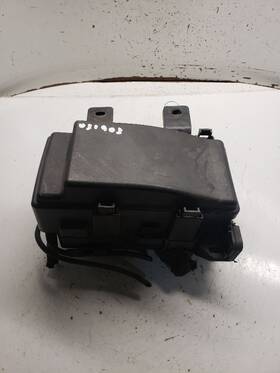 919503l700 Hyundai Fuse Box Engine Compartment Fits 06-11 Azera 1331885