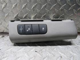 93700-f2220 Hyundai 2018 Elantra Dimmer And Traction Switch Sdn 2.0l 4cyl