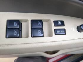 Infiniti 641-50476 2009-2013 G37 Driver Left Door Master Power Window Switch Q0x62
