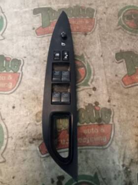 641-50537l Infiniti Driver Front Door Switch Drivers 4 Sedan Fits 07-08 G35 3581756