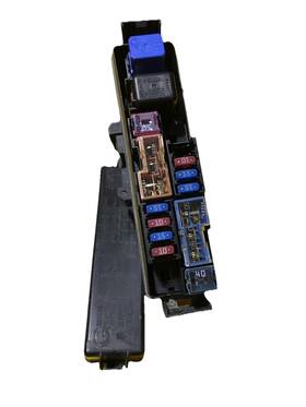 646-11236 Infiniti 2005-2006 G35 Fusebox Fuse Box Relay Module Pkgm8 Oem Nissan Sedan